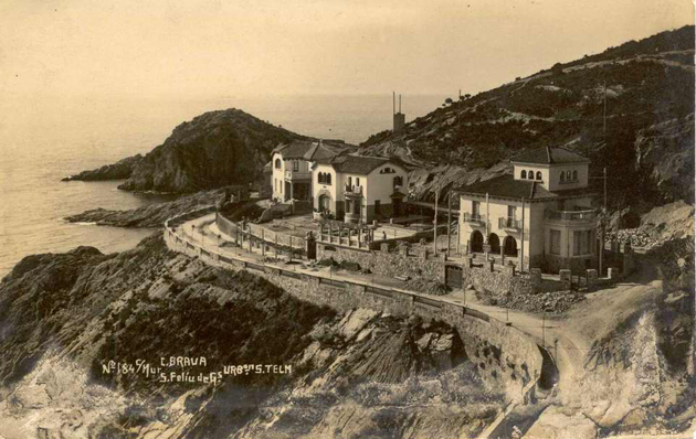 Vista dels primers xalets de la urbanització de Sant Elm cap al 1928 AMSFG. Col·lecció Municipal d’Imatges (Ricard Mur)